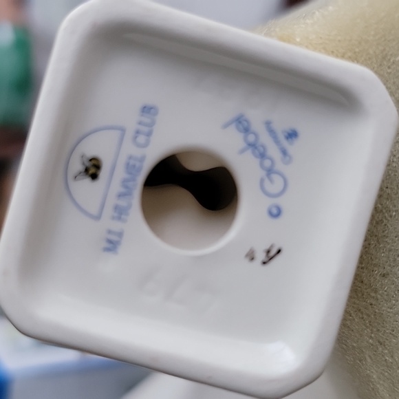 Hummels - Picture 15 of 16